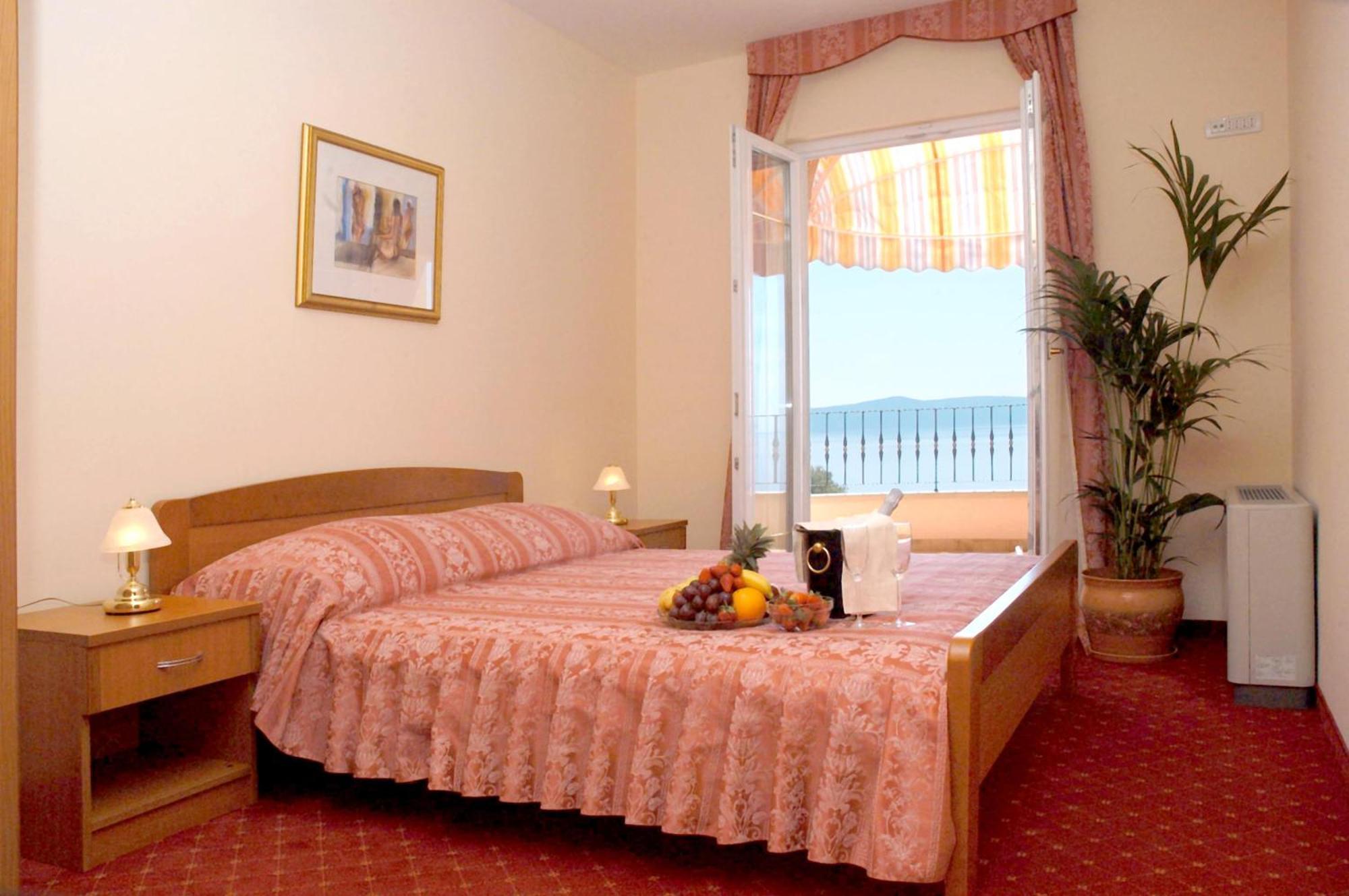 Aparthotel Villa Mozart بودغورا المظهر الخارجي الصورة