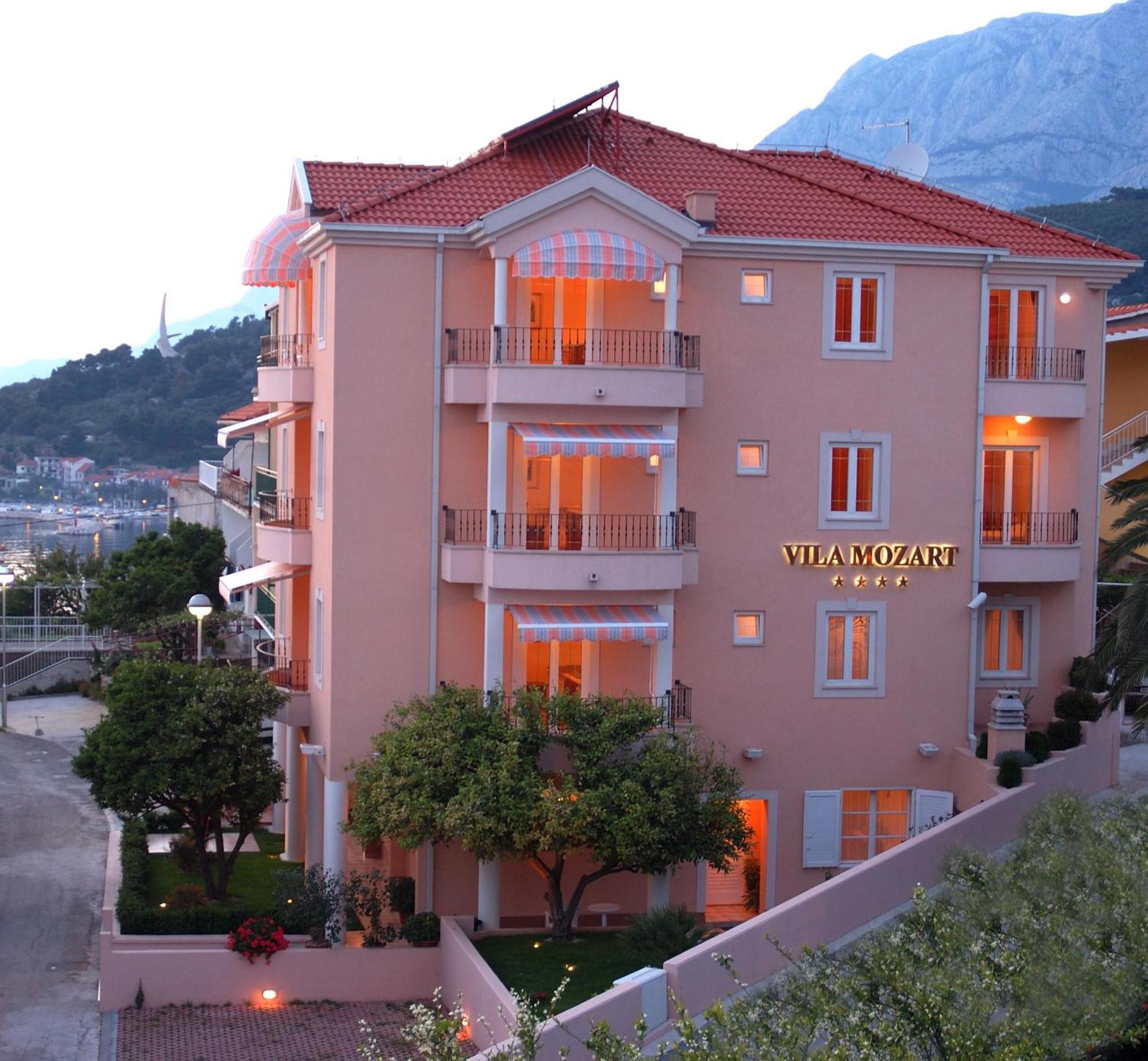 Aparthotel Villa Mozart بودغورا المظهر الخارجي الصورة