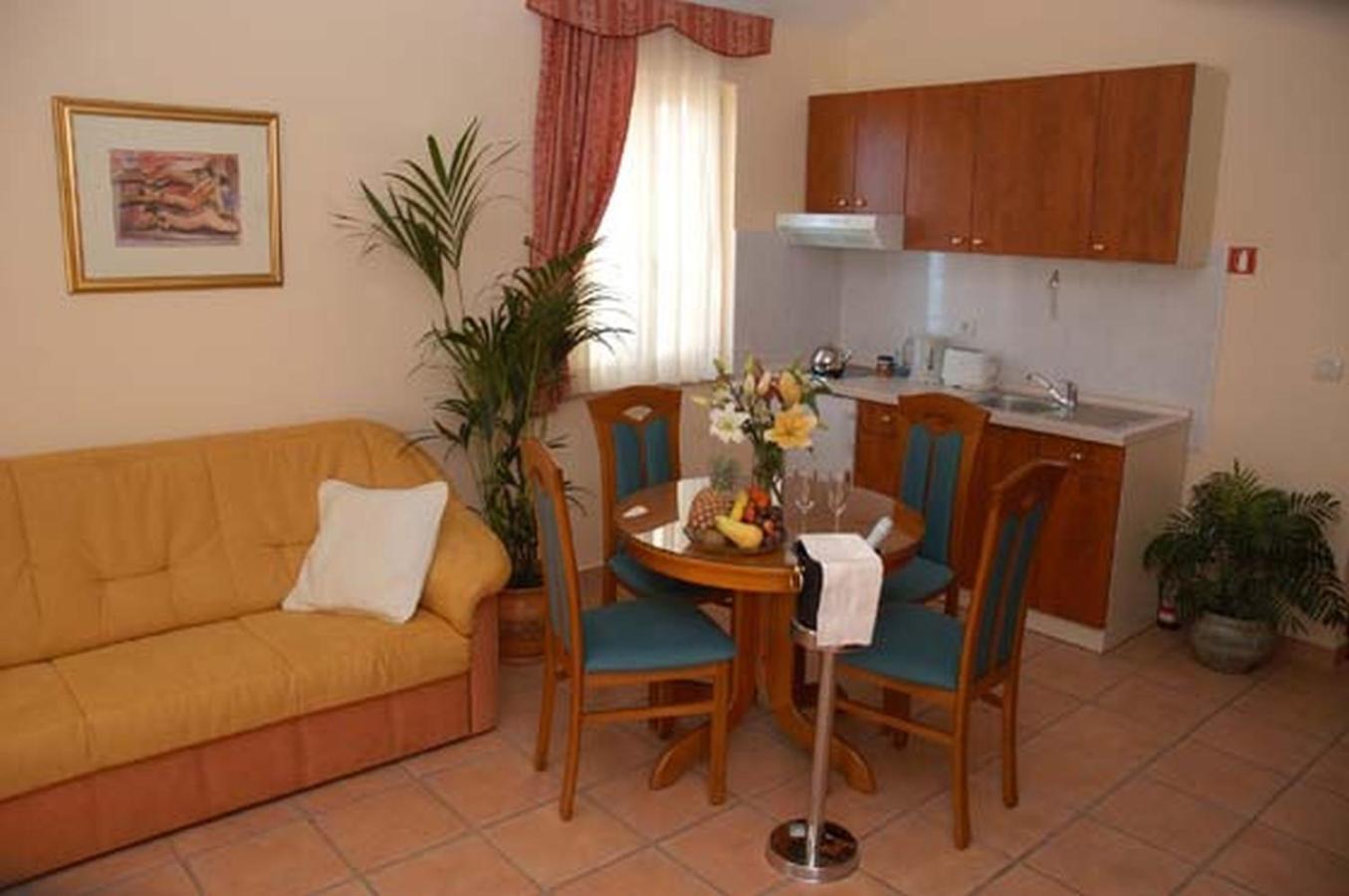Aparthotel Villa Mozart بودغورا المظهر الخارجي الصورة